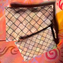 Load image into Gallery viewer, Woven Design Pouch
